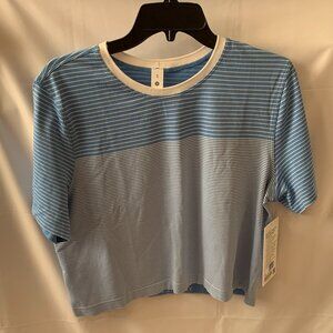 LULULEMON Seamless Classic Fit Mariner Stripe Cropped Tee in Pool/White Sz XL